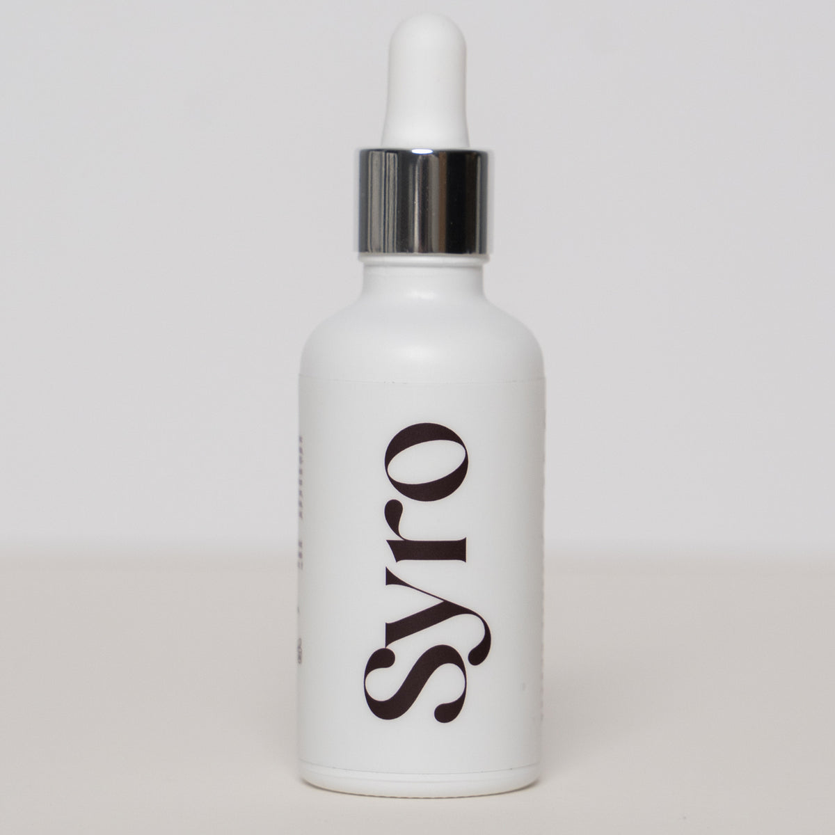 Syro Drench 4D Hyaluronic Acid serum bottle